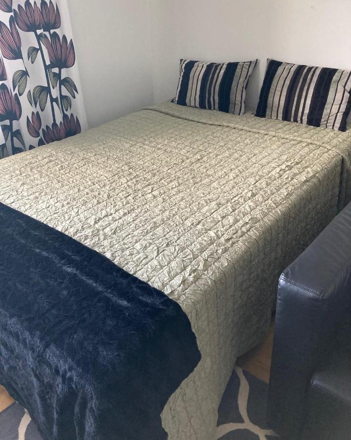 Appartement Viihtyisae Asunto Keskustassa Palvelujen Laehellae à Heinola Extérieur photo